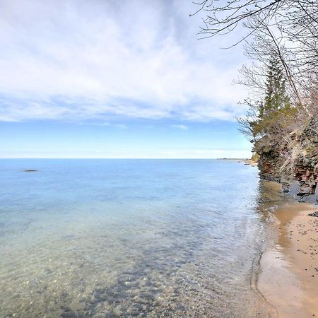 Gorgeous Charlevoix Home On Lake Michigan! Ellsworth Zewnętrze zdjęcie