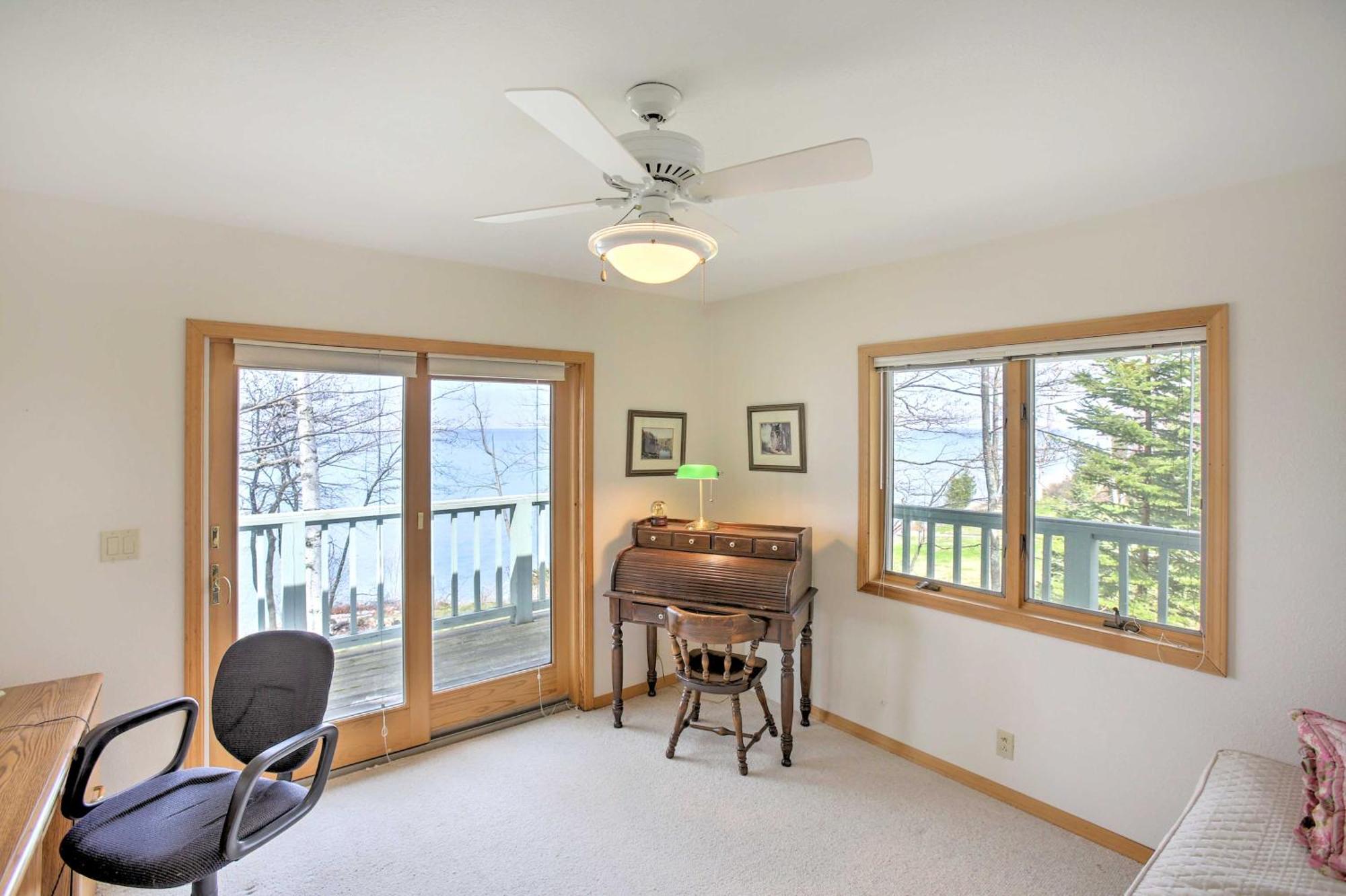 Gorgeous Charlevoix Home On Lake Michigan! Ellsworth Zewnętrze zdjęcie